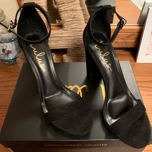 Lulus High Heels NEVER BEEN WORN